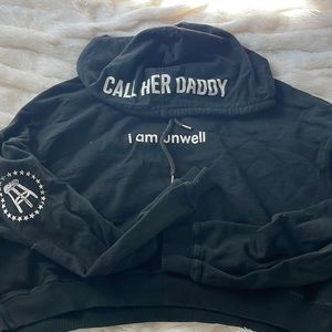 CROPPED CALL HER DADDY HOODIE